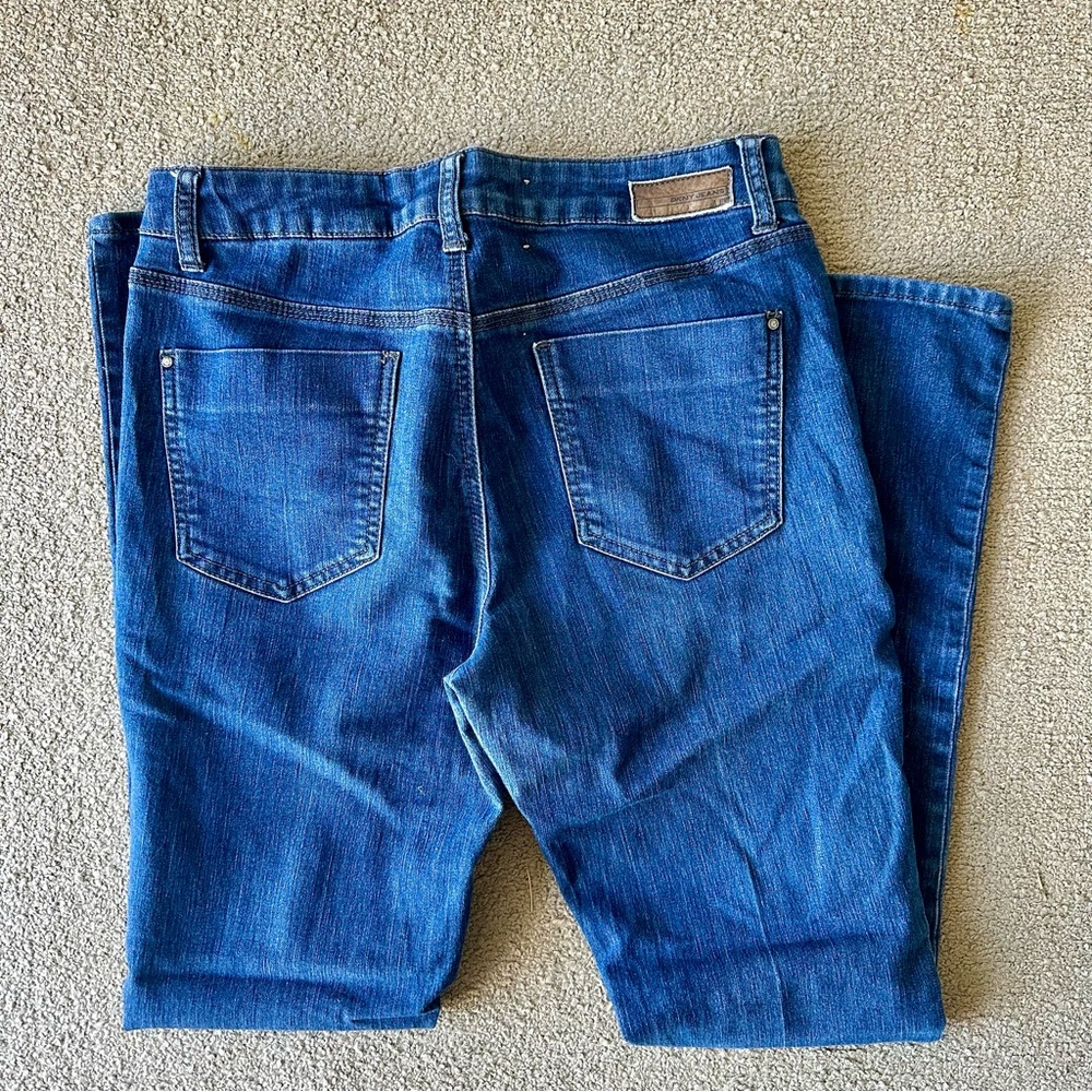 dkny skinny jeans - Picture 3 of 3